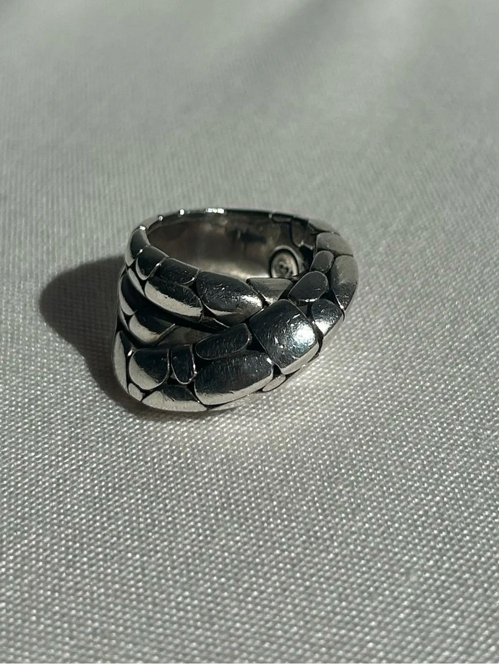 JOHN HARDY STERLING SILVER KALI PEBBLE CROSSOVER